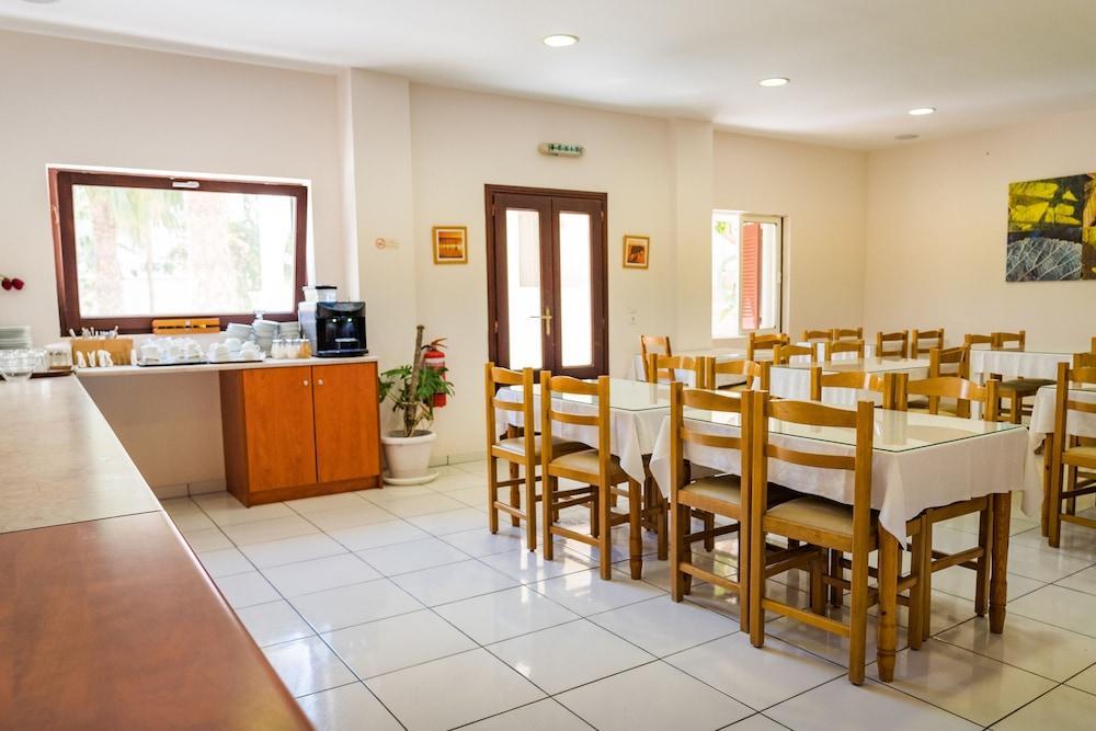 Hotel Rena Perissa  Bagian luar foto