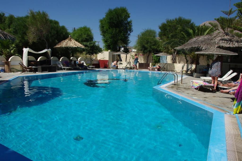 Hotel Rena Perissa  Bagian luar foto